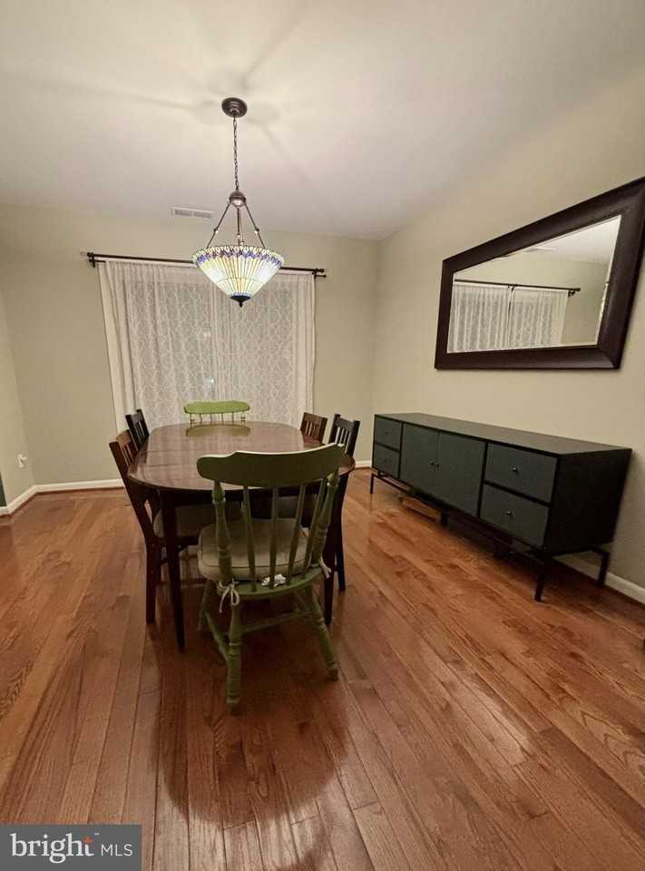 5107 Cliffhaven Dr - Photo 2 of 44