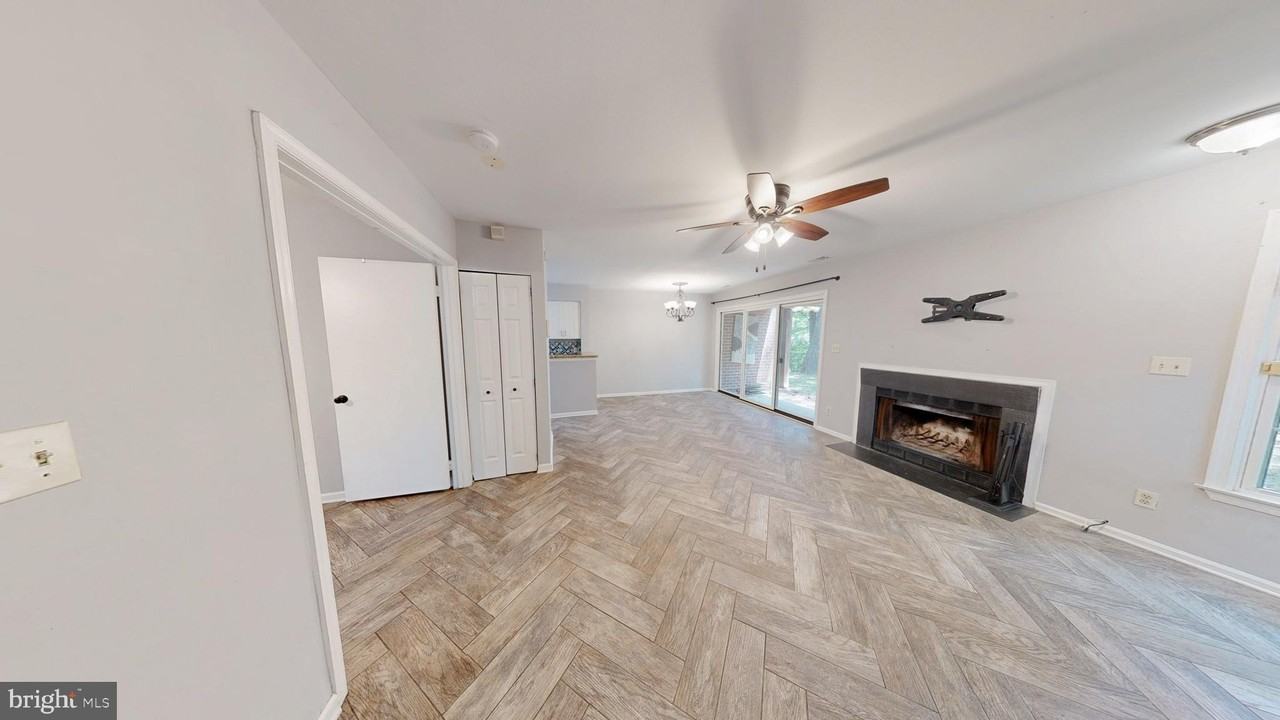 11100 Beaver Trail Ct - Photo 6 of 15
