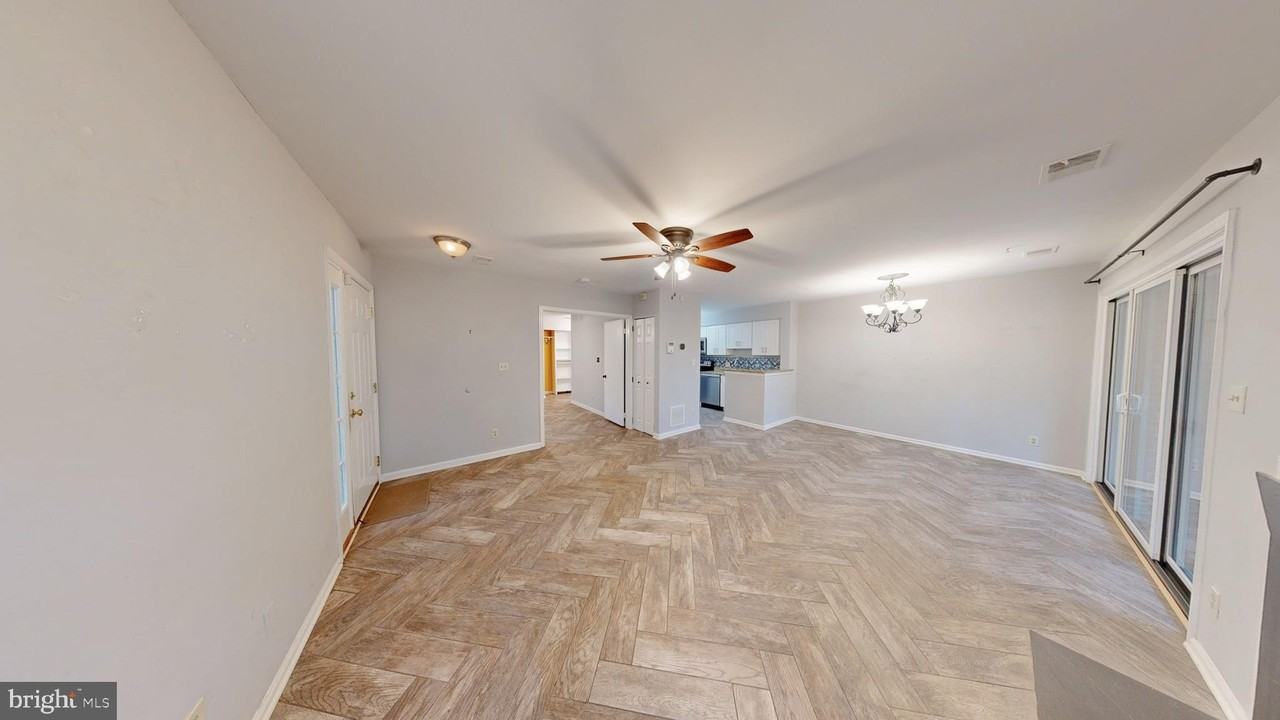 11100 Beaver Trail Ct - Photo 7 of 15