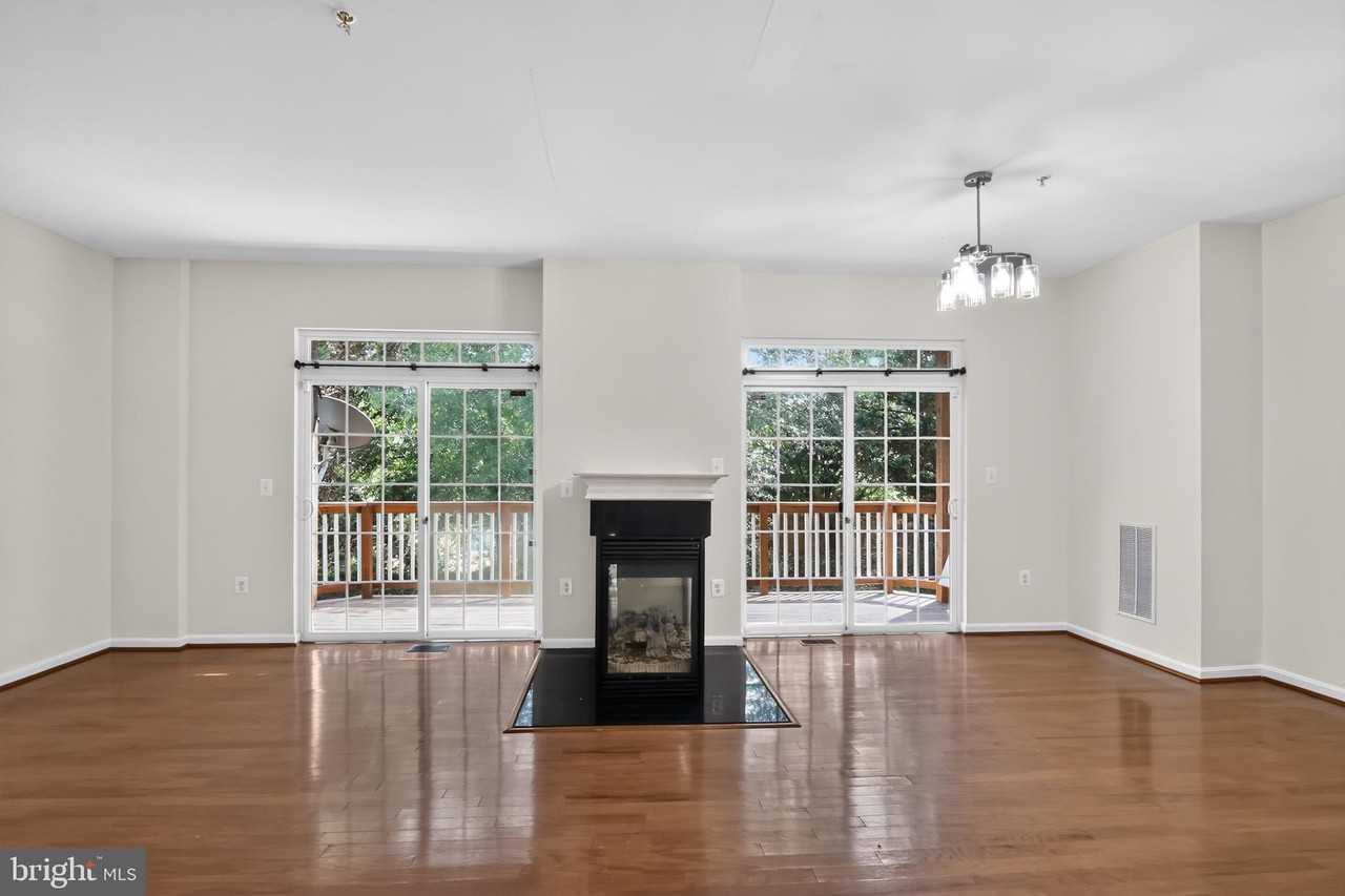 13945 Hollow Wind Way #101 - Photo 2 of 15