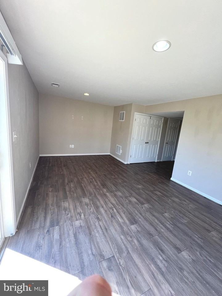194 Oxbow Dr - Photo 7 of 31