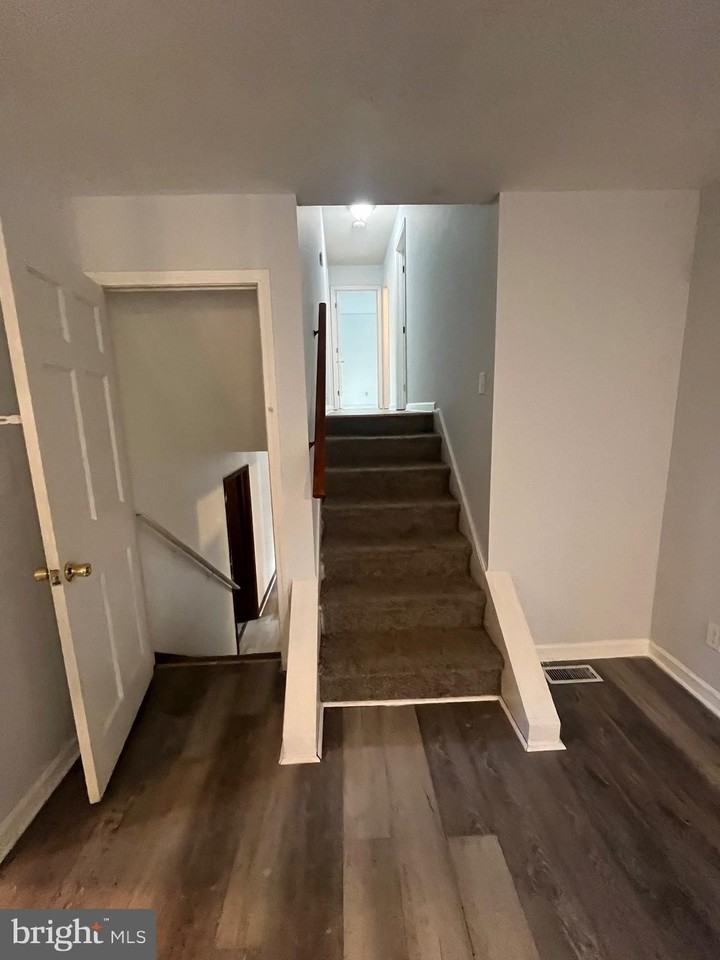 11827 Rutherford Dr - Photo 5 of 25
