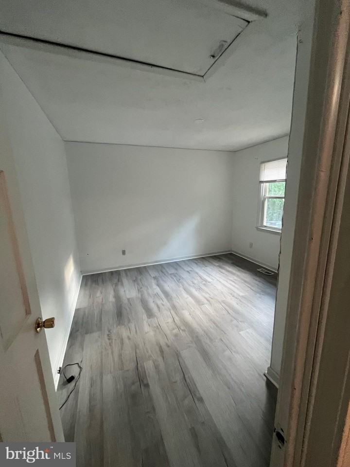 11827 Rutherford Dr - Photo 7 of 25