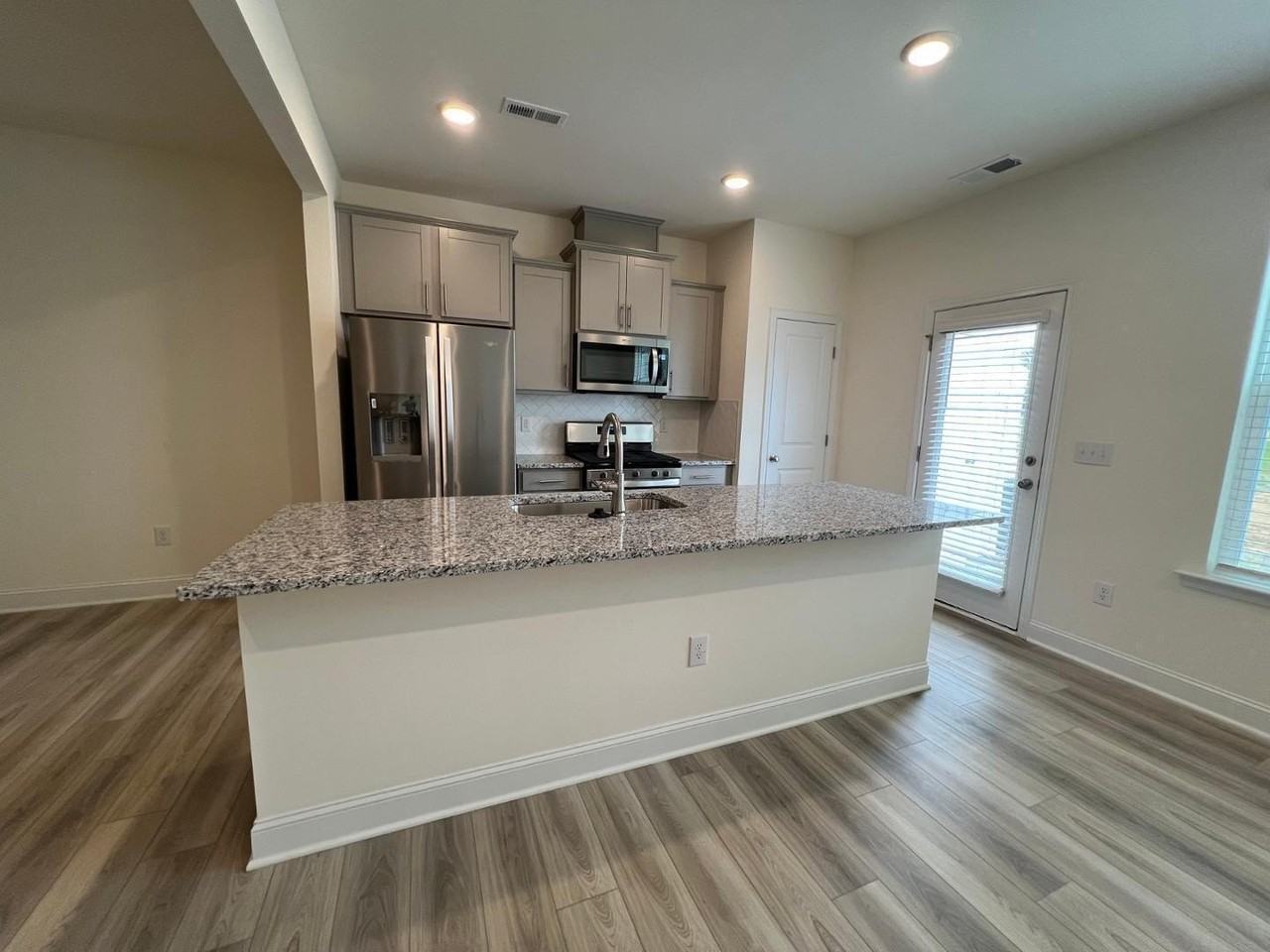 53 Bluebottle St - Photo 4 of 24