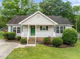 404 Foxbridge Ct - Photo 1 of 1