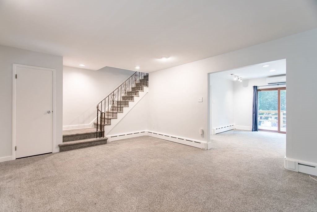 6331 Alderson St - Photo 6 of 42