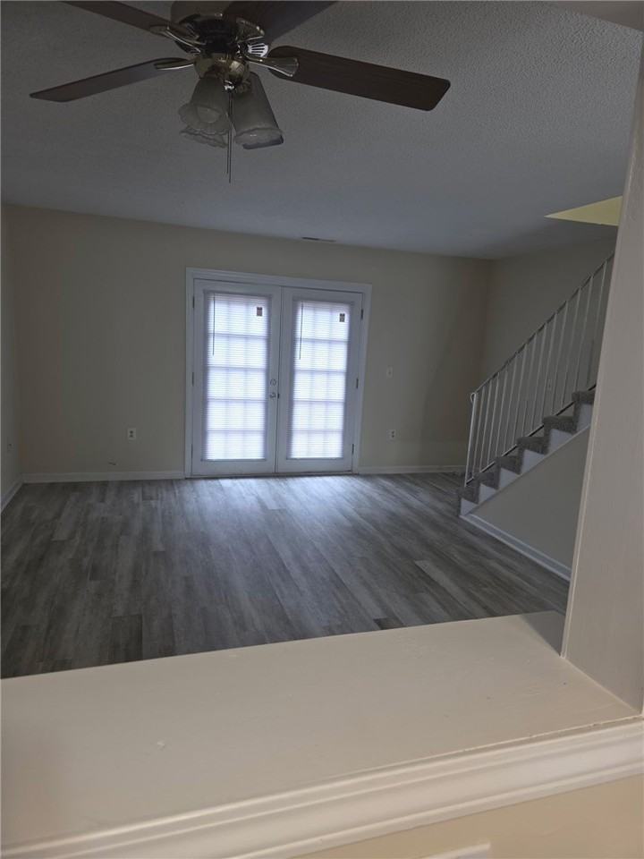 1108 Tiger Blvd - Photo 2 of 8