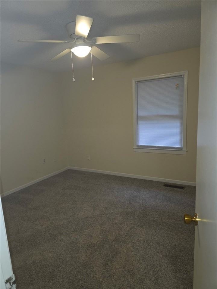 1108 Tiger Blvd - Photo 6 of 8