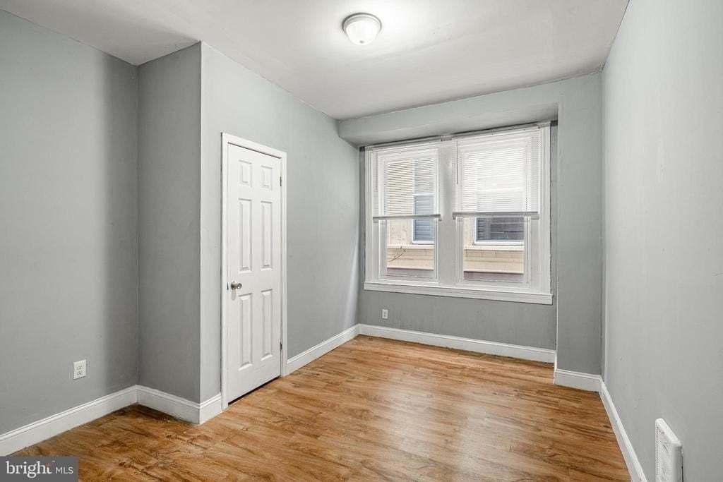 5323 Angora Ter #1stFL - Photo 5 of 16