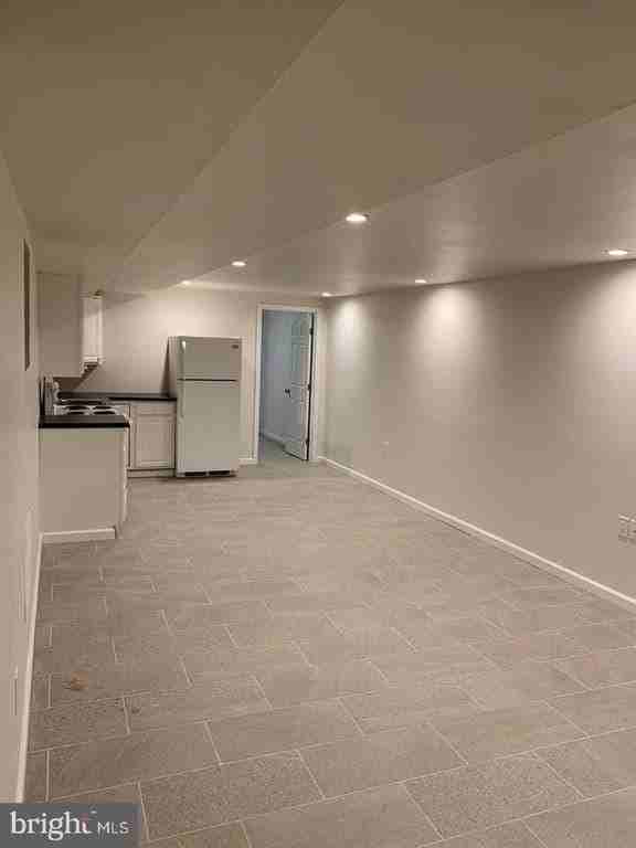 4960 Chestnut St - Photo 2 of 9