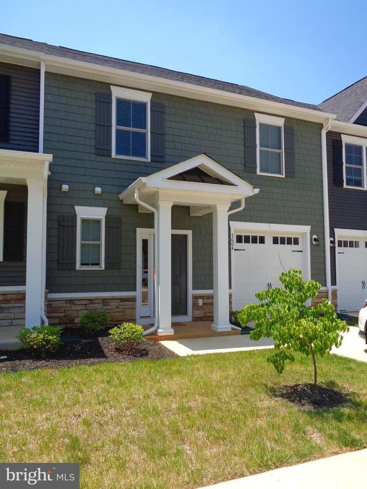 5604 Finley Rose Ct - Photo 2 of 20