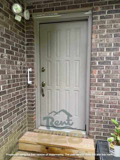 609 Pineland Rd #1 - Photo 2 of 23