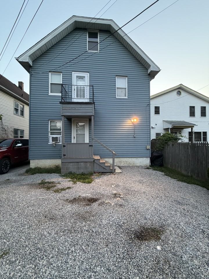 1623 Hopkins Ave #3 - Photo 2 of 11