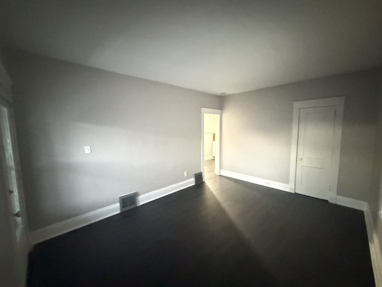 1623 Hopkins Ave #3 - Photo 3 of 11