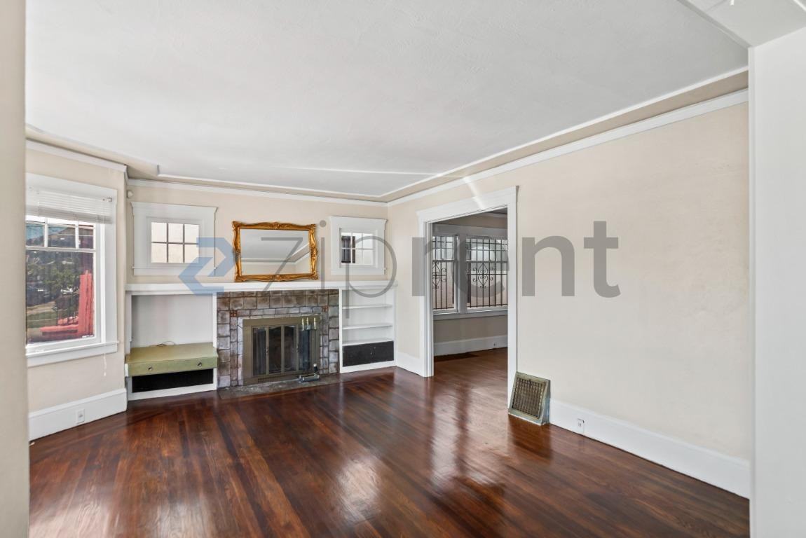 1465 67th Ave - Photo 4 of 19