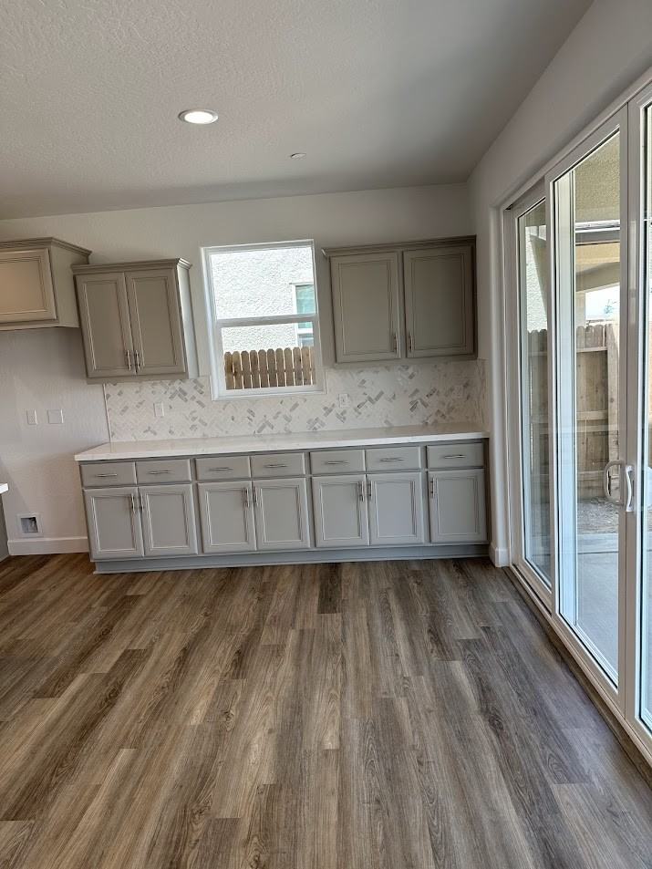 311 Peters Rd S #1 - Photo 3 of 25