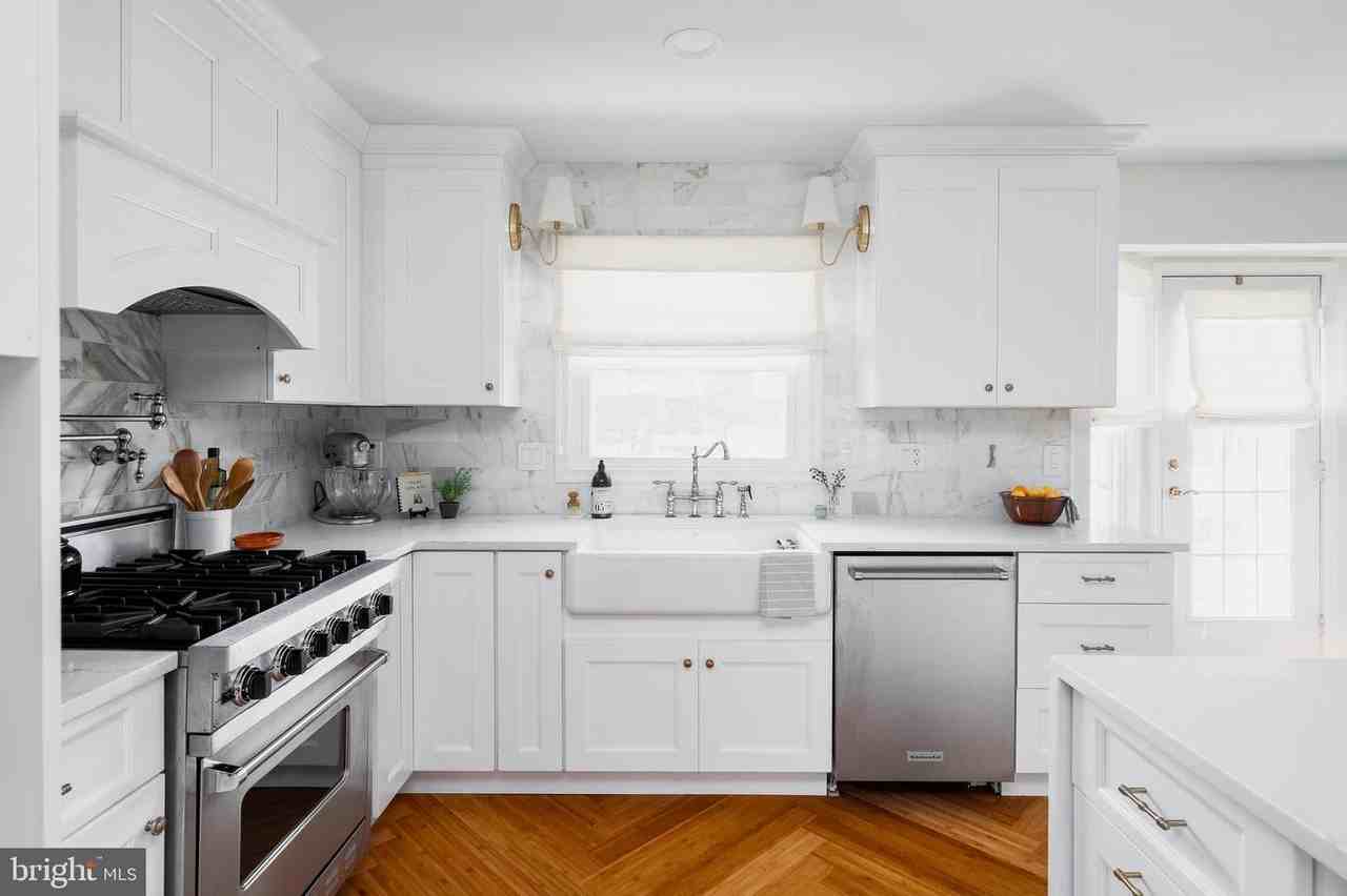 3244 S Smedley St #1 - Photo 4 of 38