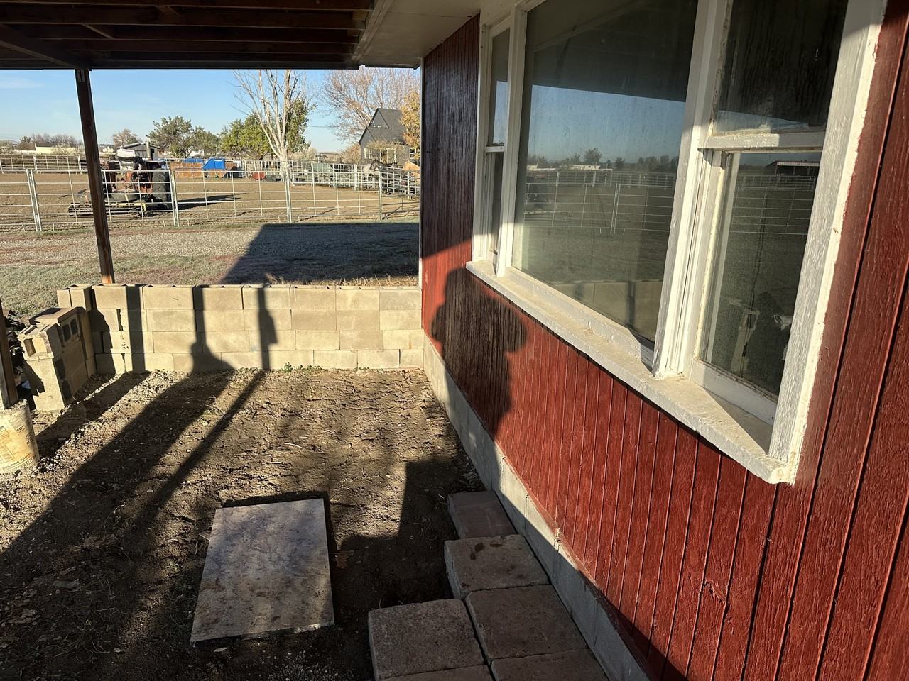 758 W G Road Cabin - Photo 2 of 6
