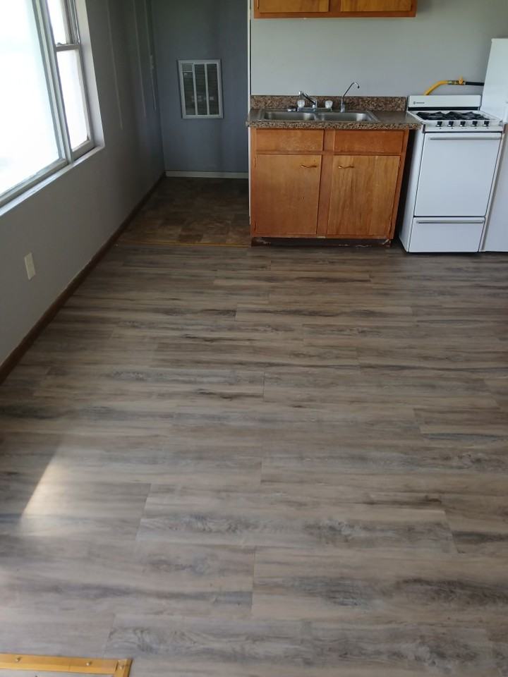 758 W G Road Cabin - Photo 4 of 6