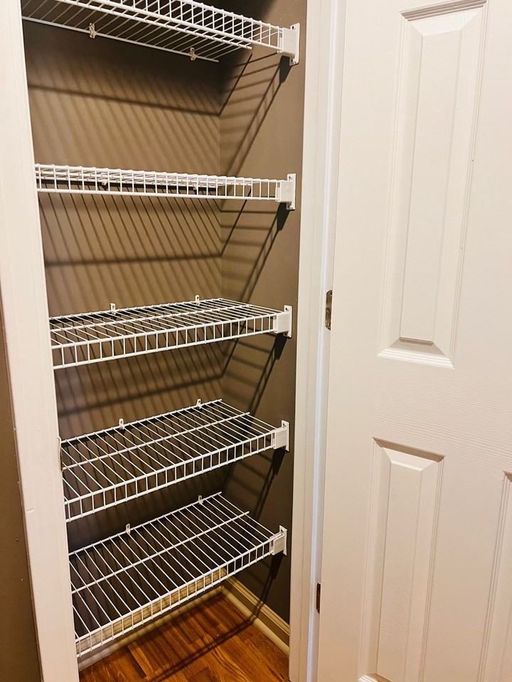 105 Charing Pl #1 - Photo 5 of 34