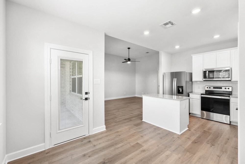 232 Live Oak Ln - Photo 6 of 21