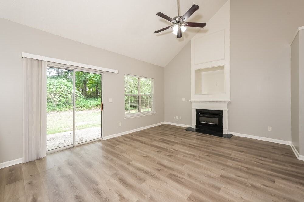 2285 Wingfoot Pl - Photo 4 of 17