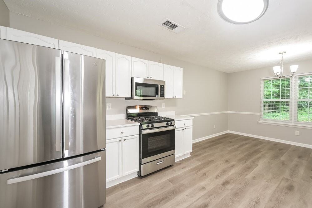 2285 Wingfoot Pl - Photo 7 of 17