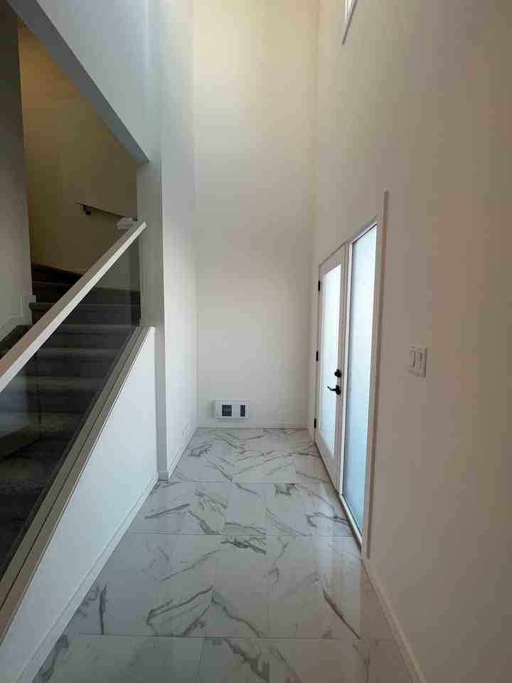 #55 5 Rondeau Dr - Photo 3 of 30