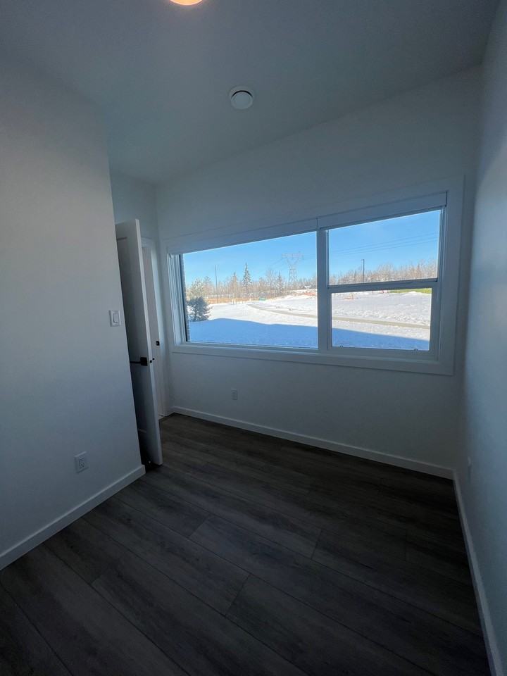 #55 5 Rondeau Dr - Photo 7 of 30