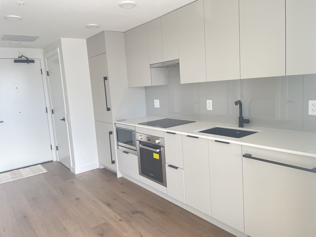 8080 Oak Street - Photo 2 of 10