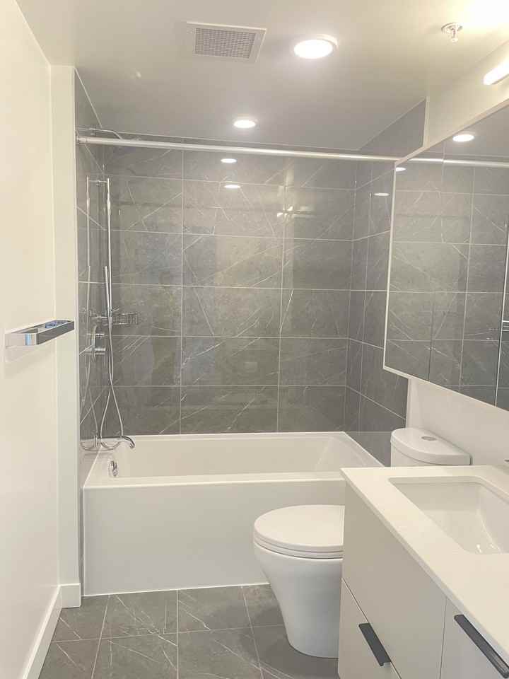 8080 Oak Street - Photo 5 of 10