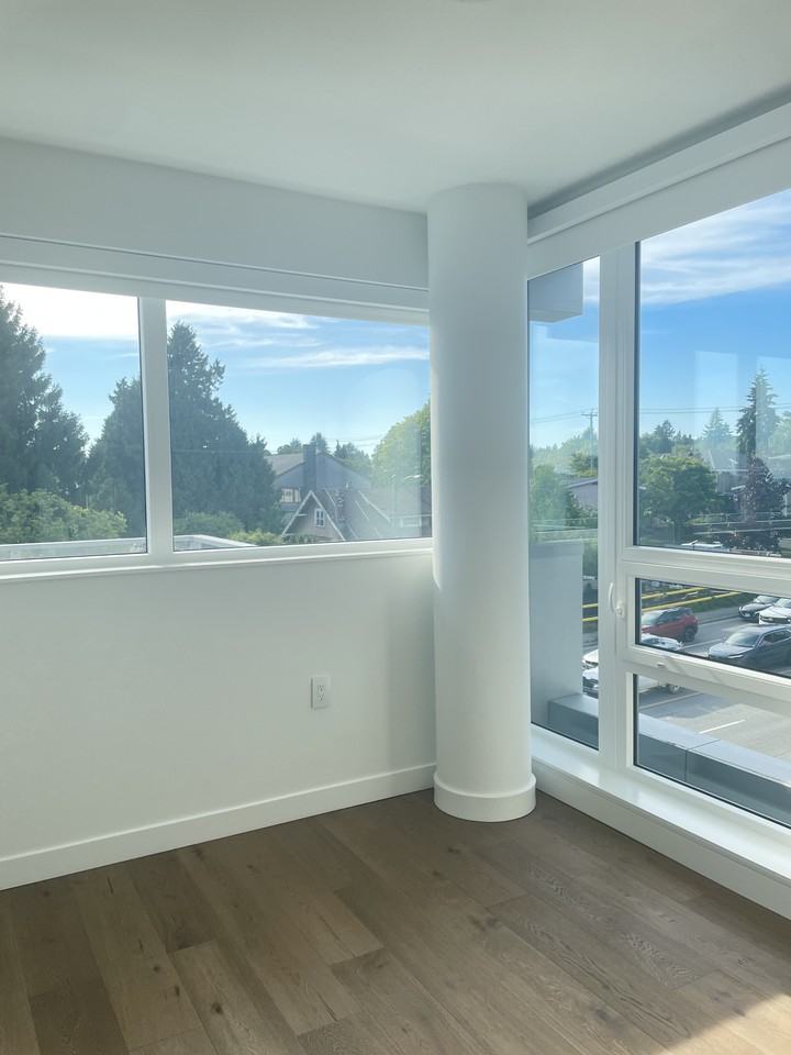 8080 Oak Street - Photo 7 of 10