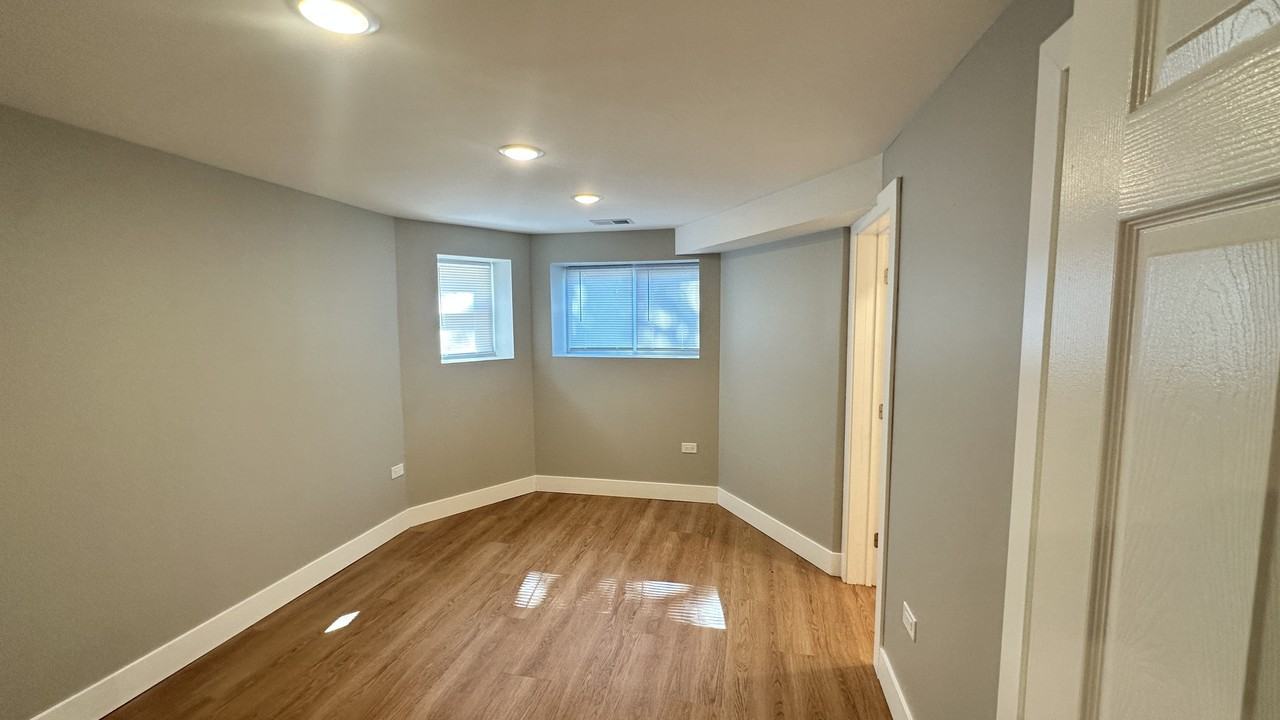 1429 N Fairfield Ave #G - Photo 6 of 21