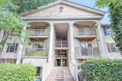 725 Ridgeside Dr #H - Photo 1 of 1