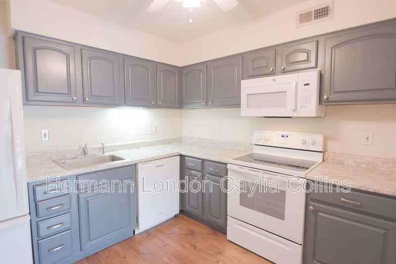 725 Ridgeside Dr #H - Photo 3 of 20