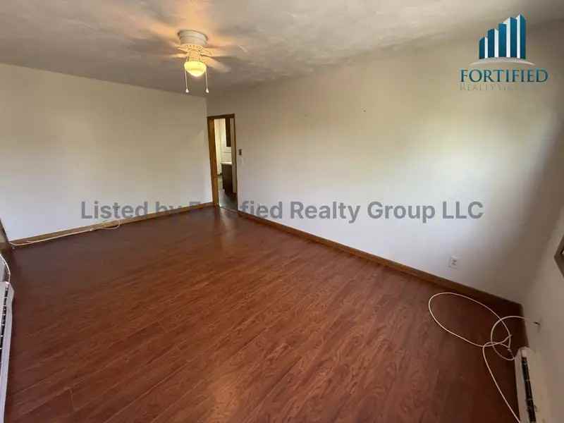 1381 Tucker Rd #2S - Photo 3 of 13