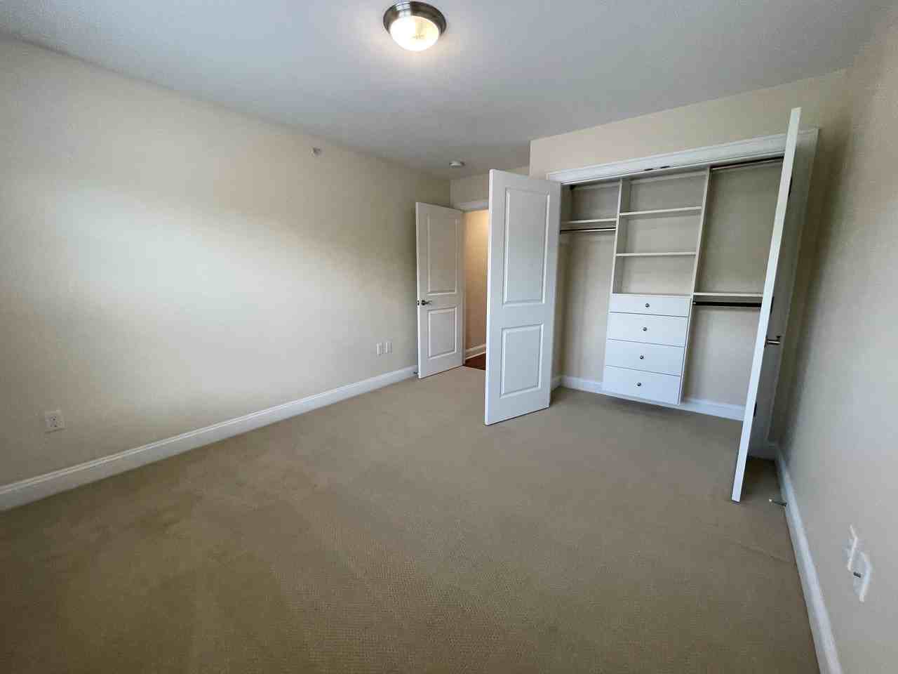 The Springs Luxury Apartments - Photo 5 of 6