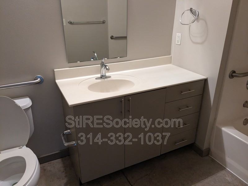8125 Michigan Ave - Photo 6 of 14