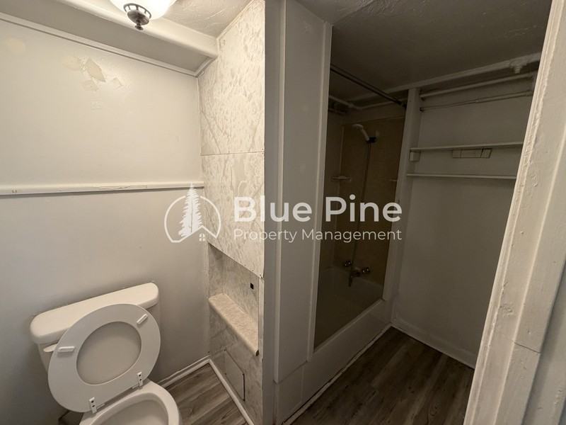 560 Oneida Ave #1 - Photo 7 of 7