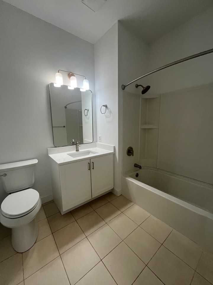 The Springs Luxury Apartments - Photo 3 of 7