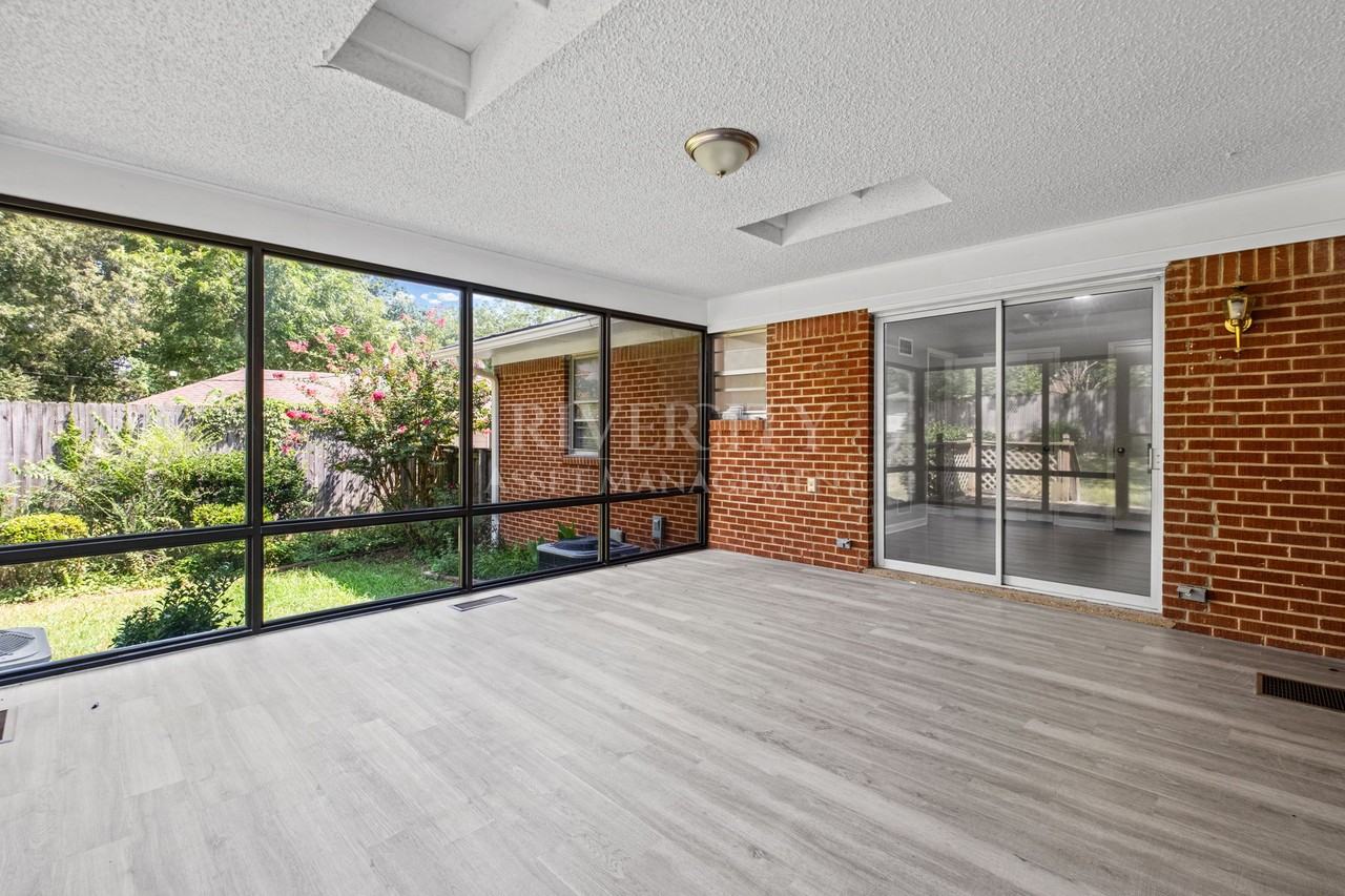 3975 Bishops Bridge Rd #1 - Photo 7 of 22