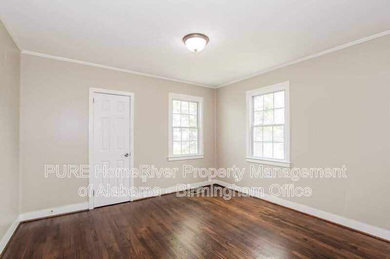 208 22nd St Sw - Photo 7 of 22