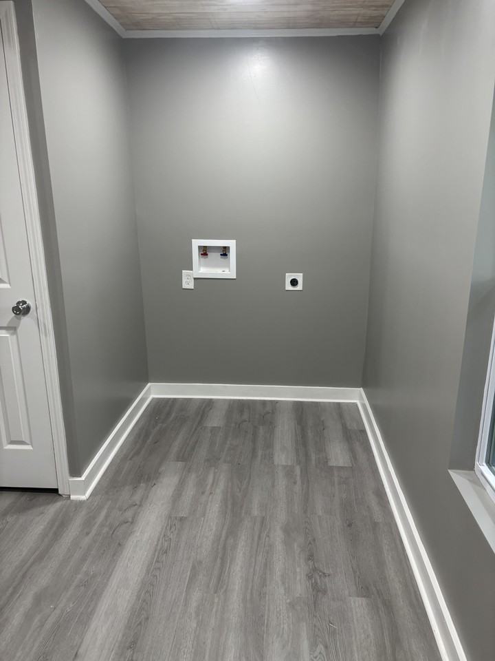 446 Carver St #1 - Photo 5 of 7