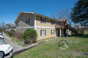 featured image of 156 Patton St W #F