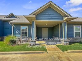 featured image of 1011 Sw 92nd St