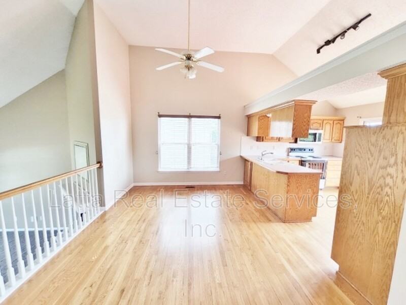 1208 Se Meridian Dr - Photo 5 of 19