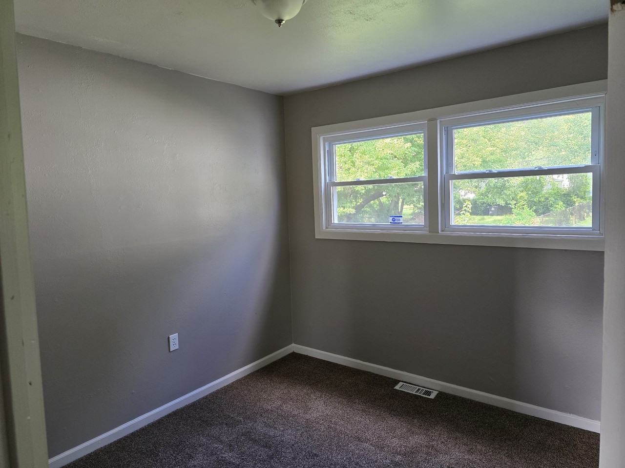 15126 Oldham St #1 - Photo 7 of 13