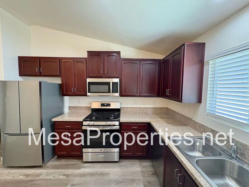 9550 Tamarisk Ave #127 - Photo 7 of 38