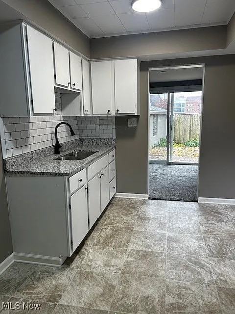 240 Arch St #1 - Photo 3 of 6