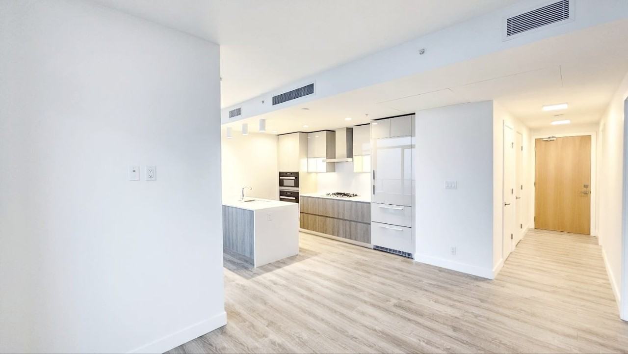 6511 Sussex Avenue #17F - Photo 3 of 22